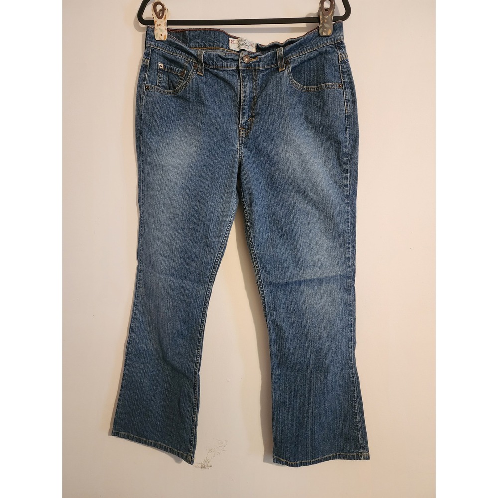 Signature by Levi Strauss & Co Womens Bootcut Jeans Medium Wash Size 14 Short
